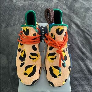 Adidas Yellow and Black Athletic Shoes with Modern Design